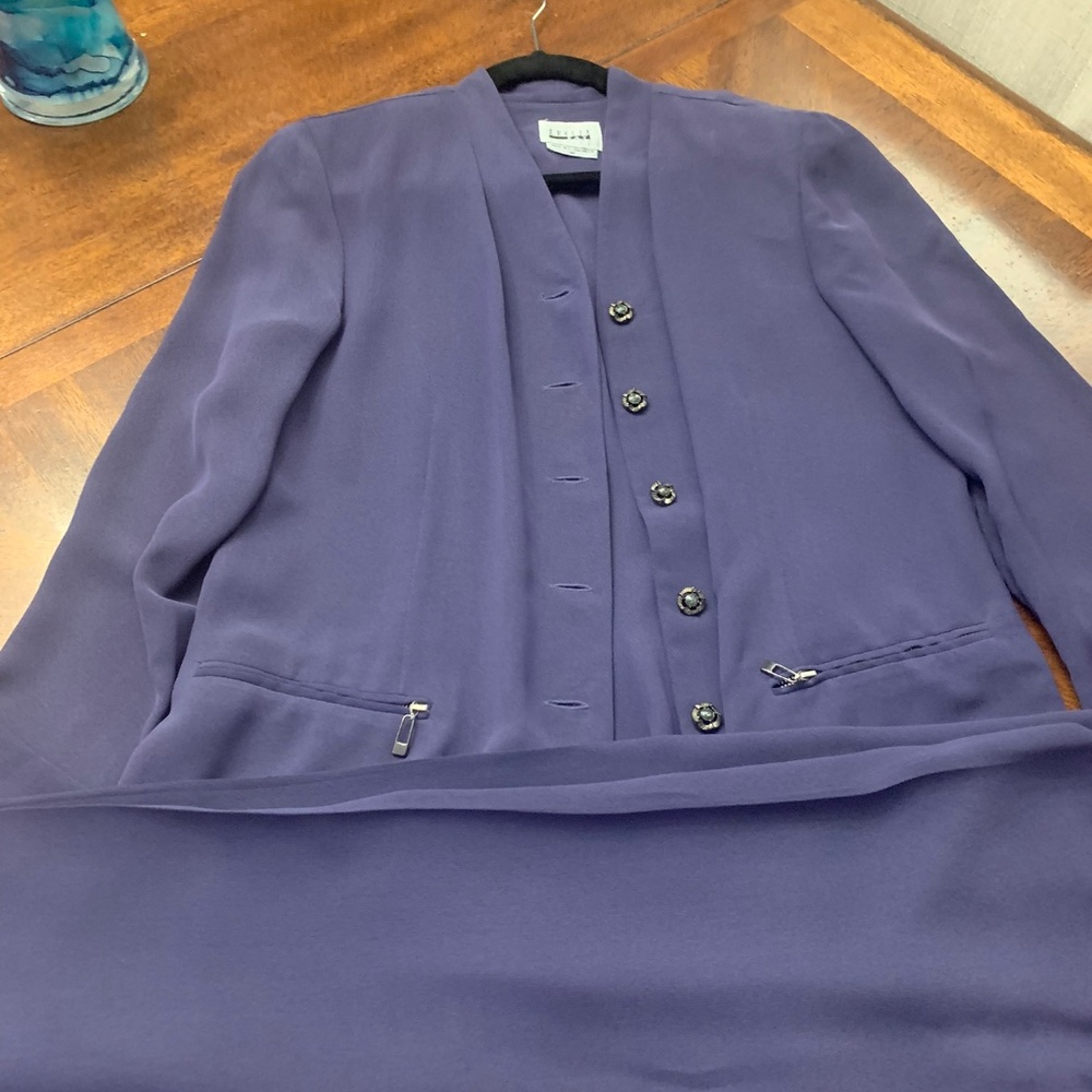 Leslie Fay purple pant suit